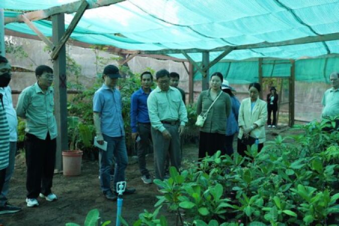 ក្រុមការងារចុះធ្វើទស្សនៈកិច្ចសិក្សានៅស្ថានីយ៍ស្រាវជ្រាវ និងអភិវឌ្ឍន៍កសិកម្មកោះកេរិ៍