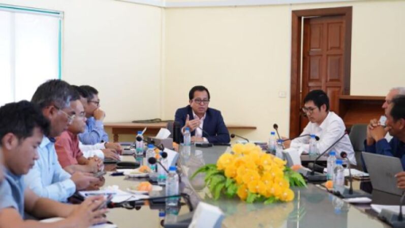 កិច្ចប្រជុំពិនិត្យវឌ្ឍនភាពនៃការអនុវត្តគម្រោងប្រចាំខែ តុលា ឆ្នាំ២០២៣