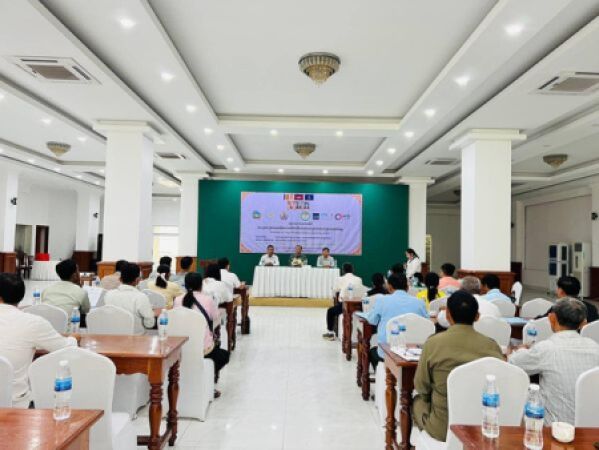 វគ្គបណ្តុះបណ្តាលស្តីពី "ការគ្រប់គ្រង​សុវត្ថិភាព​កសិចំណីអាហារសម្រាប់សហគ្រាសកសិកម្ម"​ នៅសណ្ឋាគារភ្នំប្រុស ខេត្តកំពង់ចាម