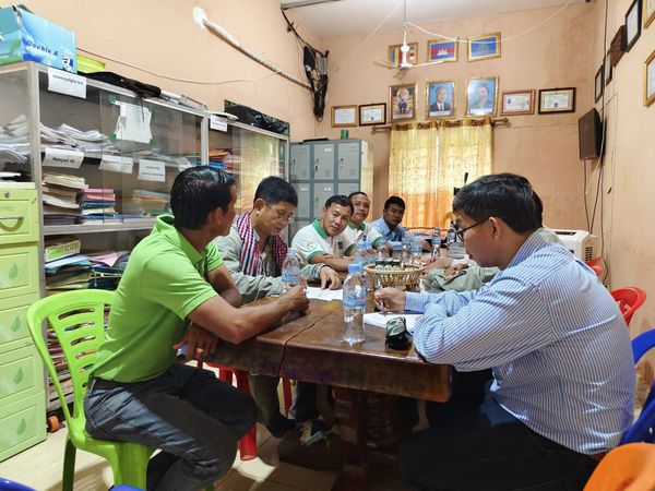 ត្រួតពិនិត្យវឌ្ឍនភាពបន្ទាត់ឥណទាន និងផ្ទៀងផ្ទាត់ទម្រង់ESMS info.Sheet for PFIs Proposal នៃគម្រោងACSEP