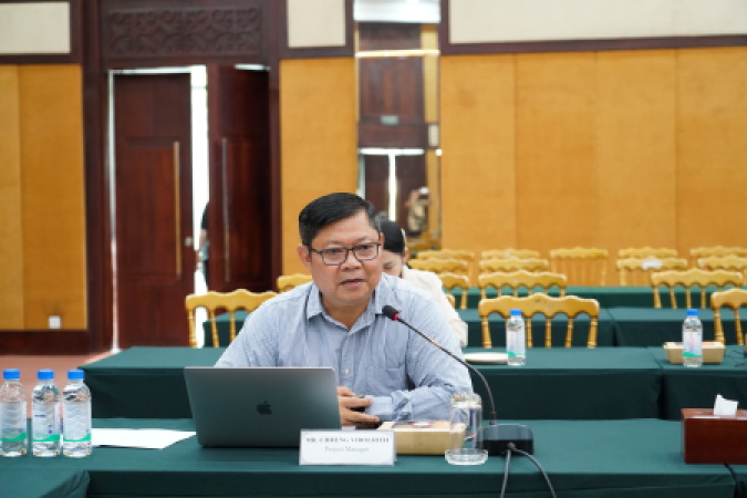 កិច្ចប្រជុំពិភាក្សាអំពីការងារគ្រប់គ្រងហិរញ្ញវត្ថុ ក្រោមការសម្របសម្រួលដោយលោក ឆេង វិបុលរិទ្ធ ប្រធានគម្រោង