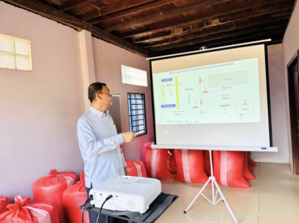 ការចុះបង្ហាត់បង្រៀនដល់សហគ្រាសកសិកម្ម ដើម្បីរៀបចំស្នេីសុំវិញ្ញាបនបត្រសុវត្ថិភាពចំណីអាហារ