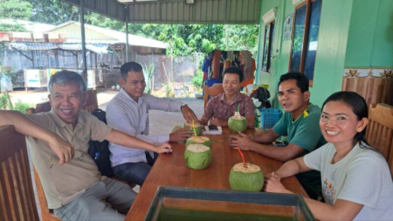 ចុះត្រួតពិនិត្យ និងវាយតម្លៃការសាងសង់ផ្នែកខាងលើនៃទ្រុងមាន់ ក្រោមគម្រោងប្រកួតប្រជែងខ្សែច្រវ៉ាក់តម្លៃ និងលើកកម្ពស់សុវត្ថិភាពកសិកម្ម (ACSEP) ក្នុងខេត្តត្បូងឃ្មុំ និងខេត្តកំពង់ធំ