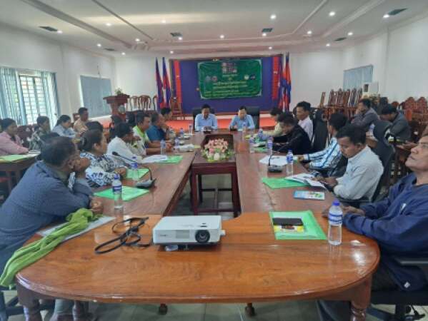 វគ្គបណ្តុះបណ្តាលពង្រឹងសមត្ថភាពអ្នកចិញ្ចឹមមាន់ស្រុក ក្នុងការអនុវត្តការចិញ្ចឹមសត្វល្អ (GAHP) នៅខេត្តឧត្តរមានជ័យ